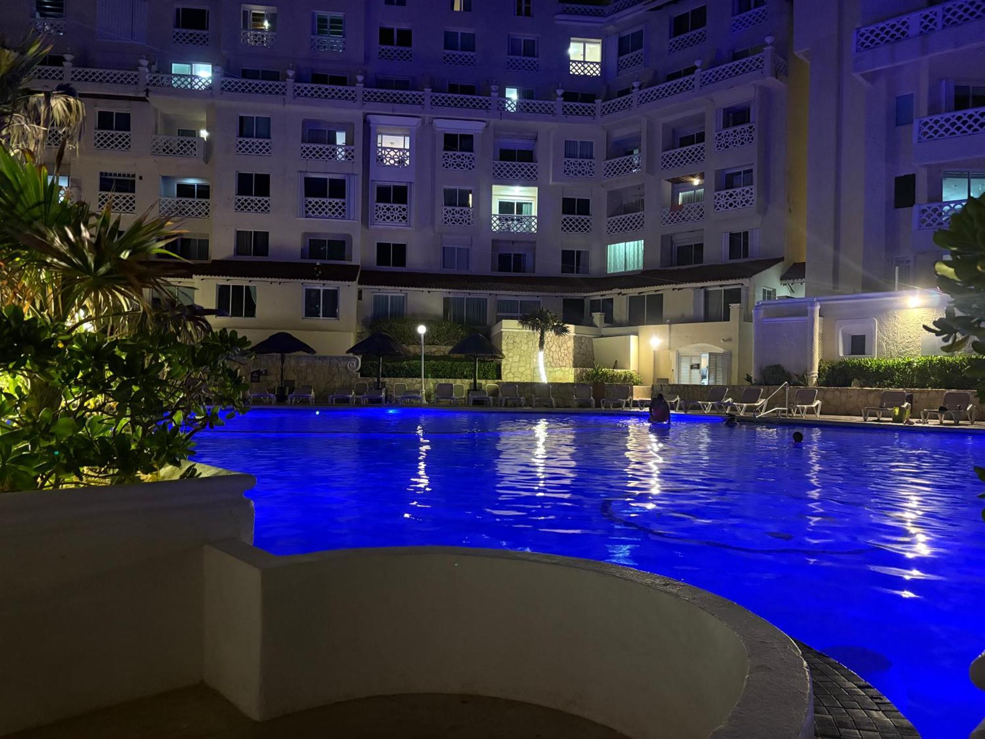 Cancun Plaza Condo Mexico Exterior photo